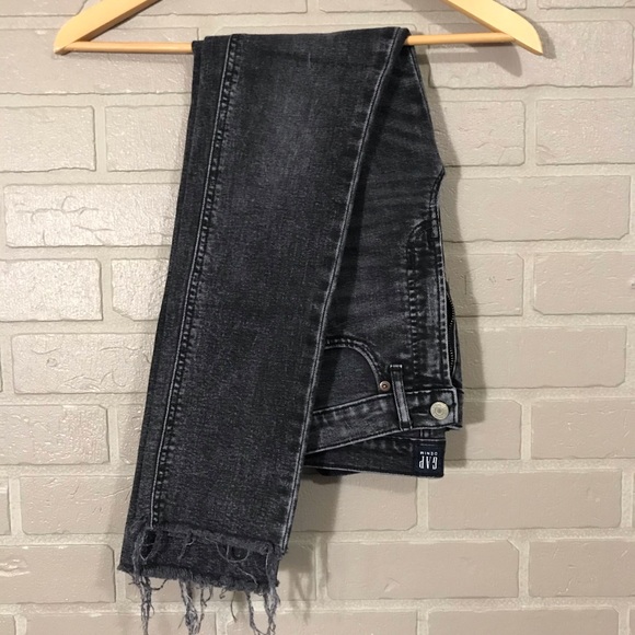 Gap high-rise cigarette jean - Picture 2 of 6